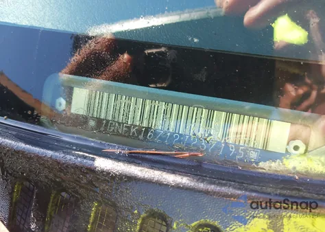 2002 Chevrolet Suburban 1500 Lt z USA, uszkodzony, nr VIN 1GNFK16Z12J237195